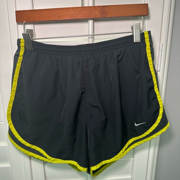 Black Nike Dri-Fit Shorts - Picture 1 of 2